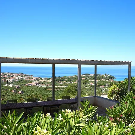 Majolika Entire Traditional Stone Estate