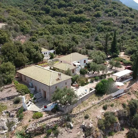 Majolika Entire Traditional Stone Estate * Lévktron